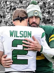 “Aaron Rodgers’ Future Up in the Air: Will He Stay or Will He Go?”